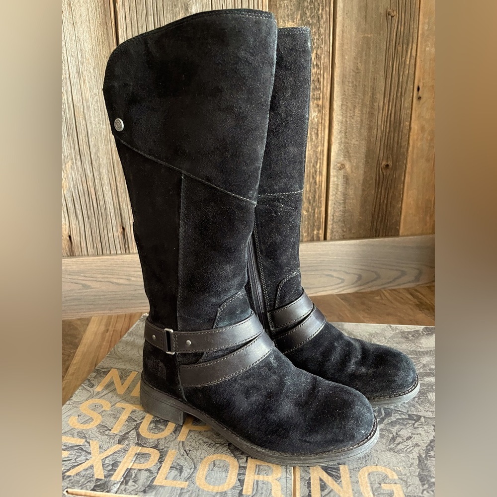 North Face Women’s Bridgetown suede tall boots - size 7